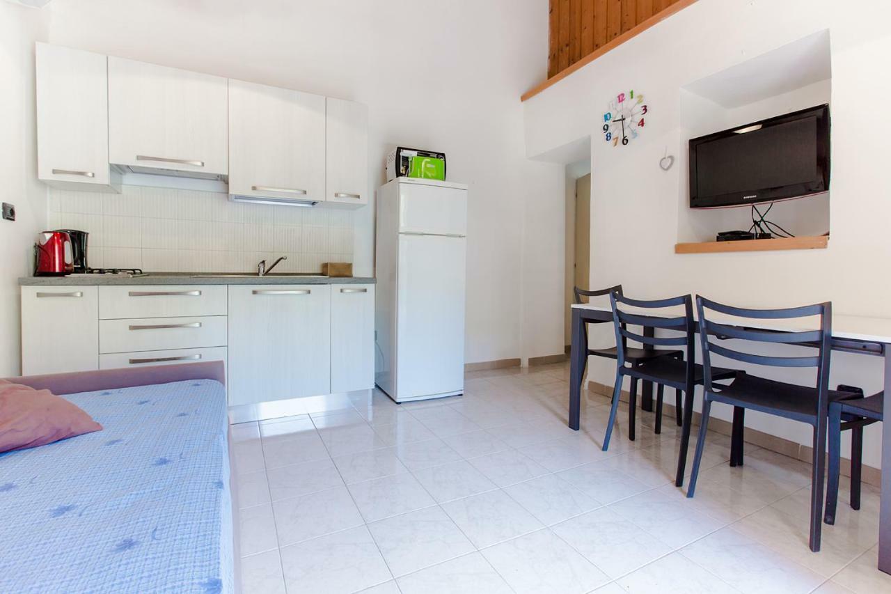 Apartments Suster Торболе Экстерьер фото