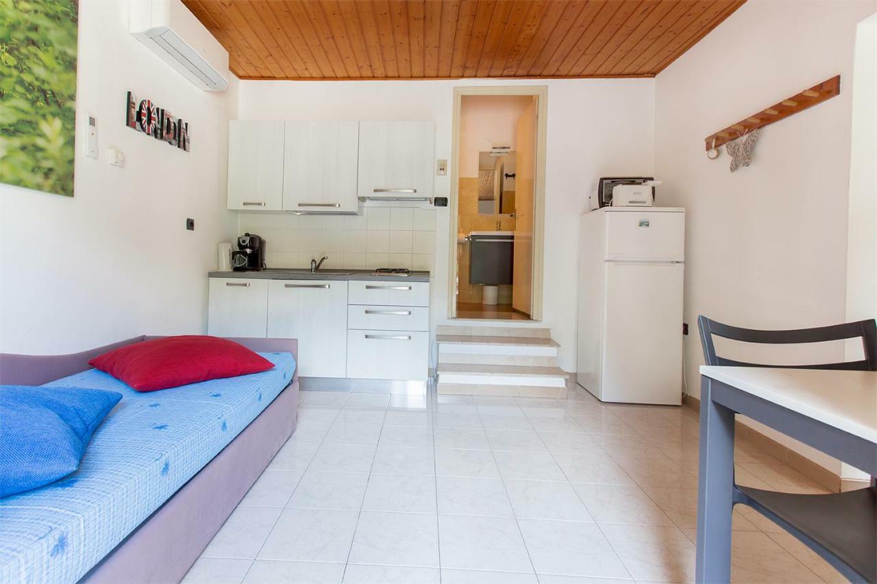 Apartments Suster Торболе Экстерьер фото